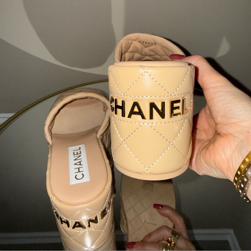 CHANEL DAD Sandals CC logo Quilted leather platform slides sz 39 - Picture 3 of 17